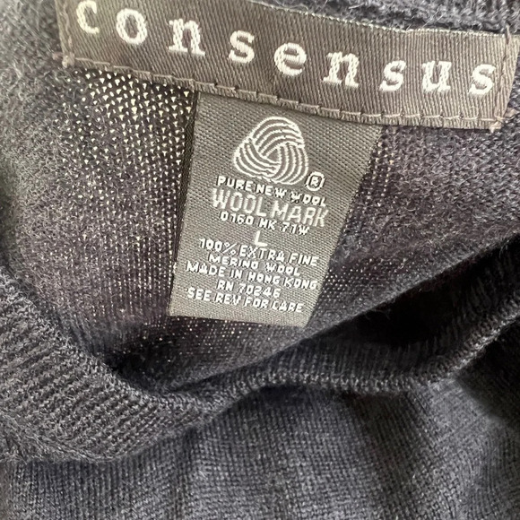 Consensus Vintage Navy V-Neck Sz L New Wool WoolMark 100% Extra Fine Merino Wool - Picture 9 of 12